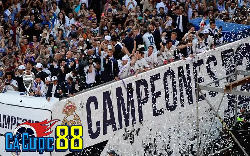 Decima trong trí nhớ cổ động viên